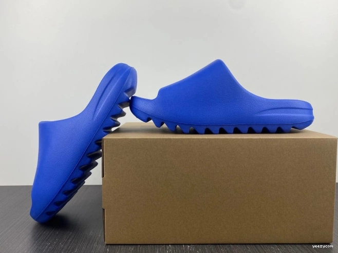 ID4133 Azure Slide Adidas Yeezy 1020